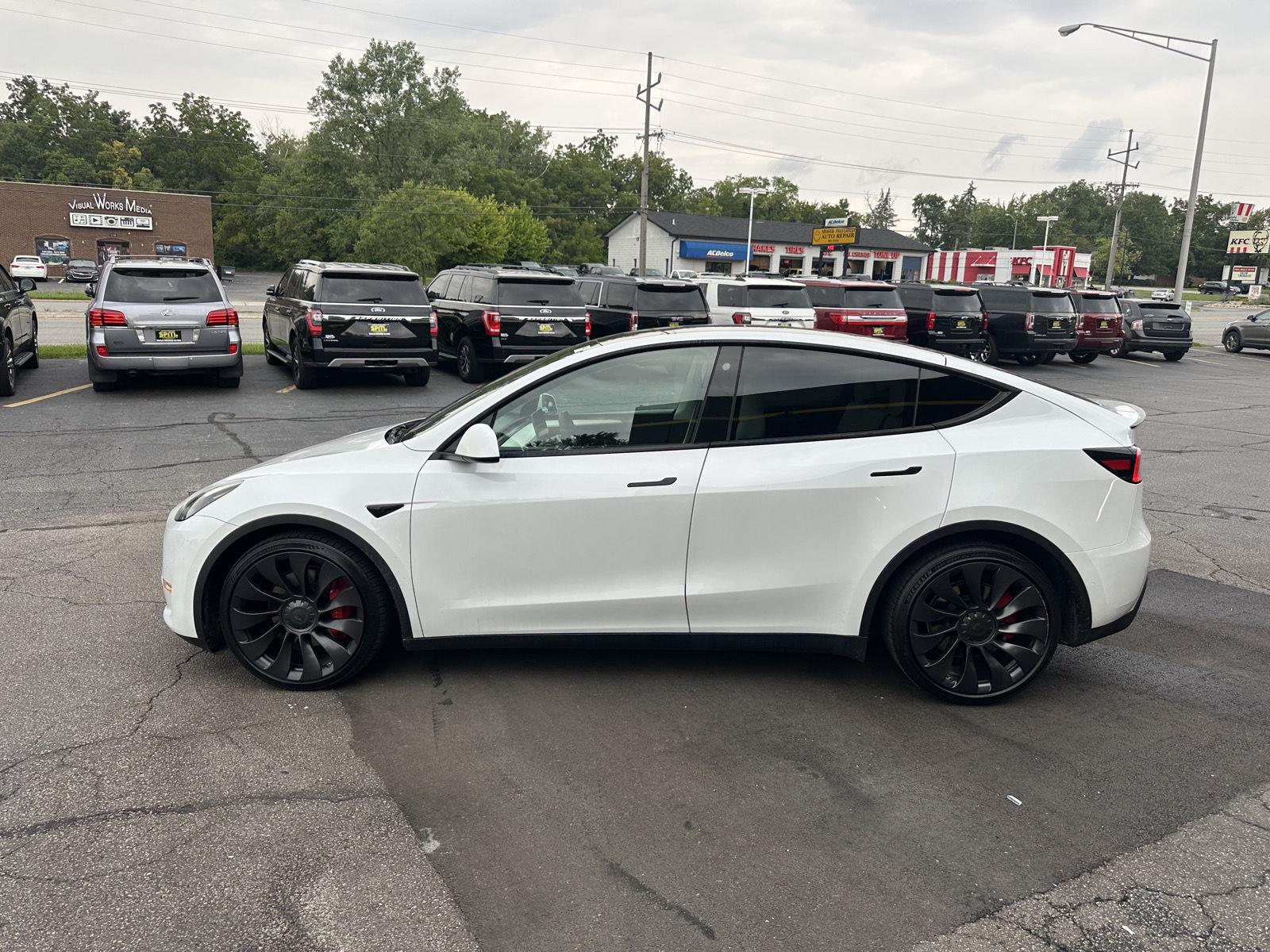 tesla model y 2022 7SAYGDEF9NF522964 image tesla model y 2022 7SAYGDEF9NF522964 image
